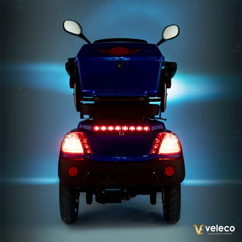 Veleco FASTER: scooter de movilidad con diseño de as