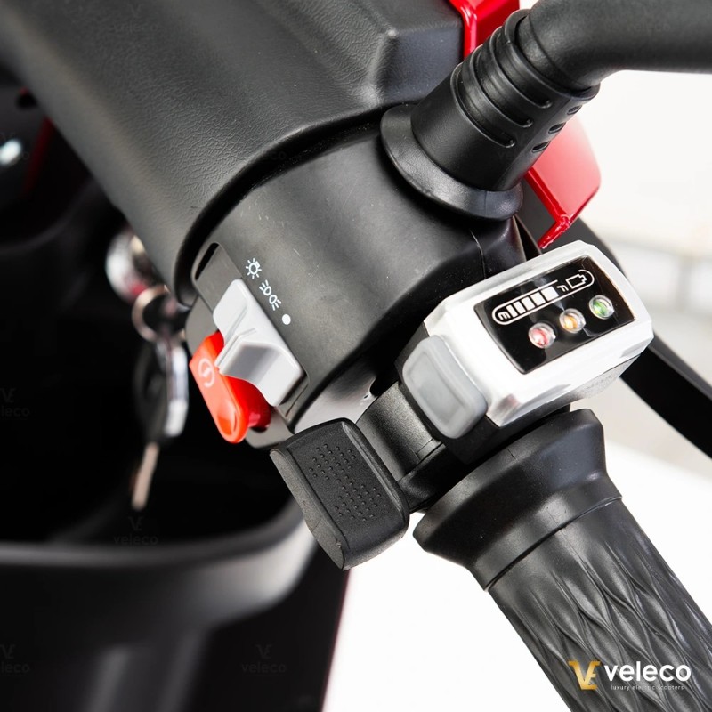 Veleco DRACO: scooter de movilidad con botón de aceleración