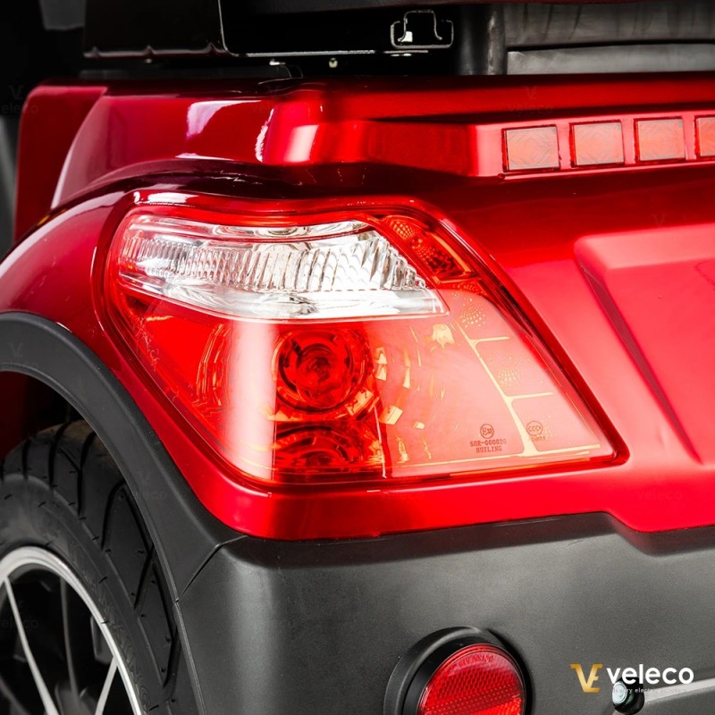 Veleco DRACO: scooter de movilidad con botón de aceleración