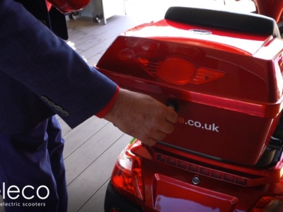 How to lock scooter steering wheel?